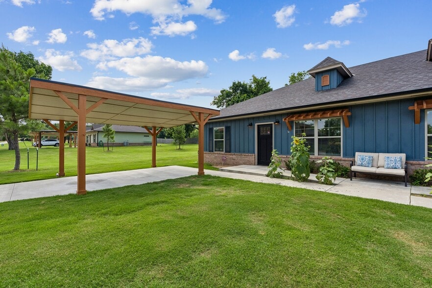 More Photos Of 11514-11529 Cottage Ln, Jones Apartments For Sale