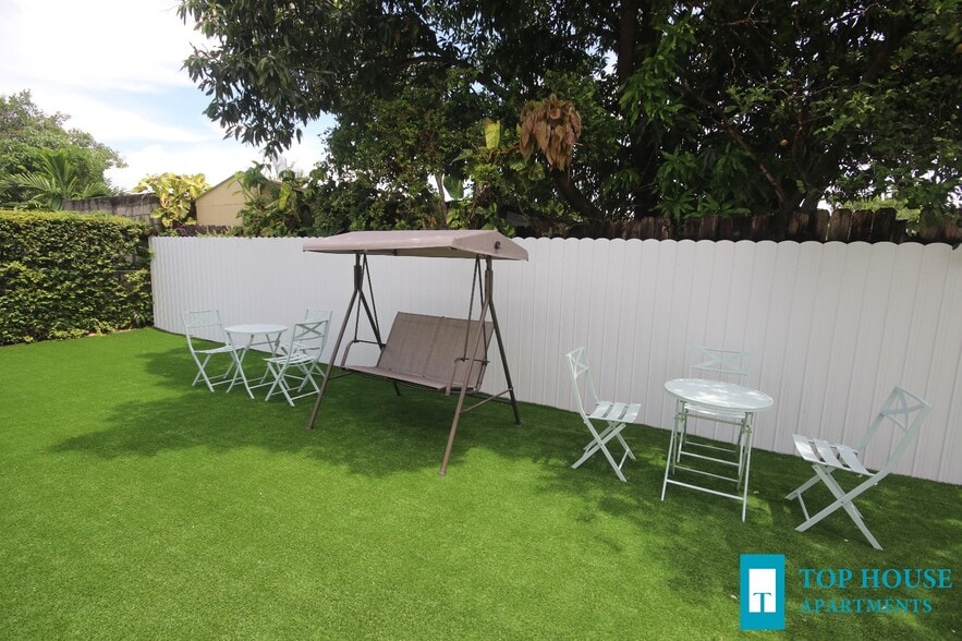 More Photos Of 251 NW 57th Ave, Miami Apartments For Sale