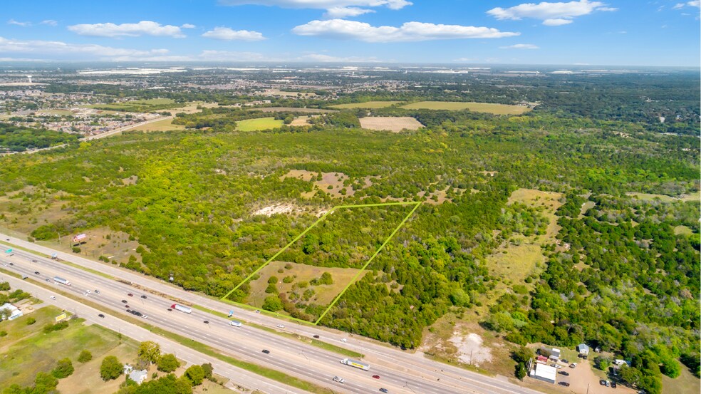 More Photos Of 630 S I-35 E, Lancaster Land For Sale