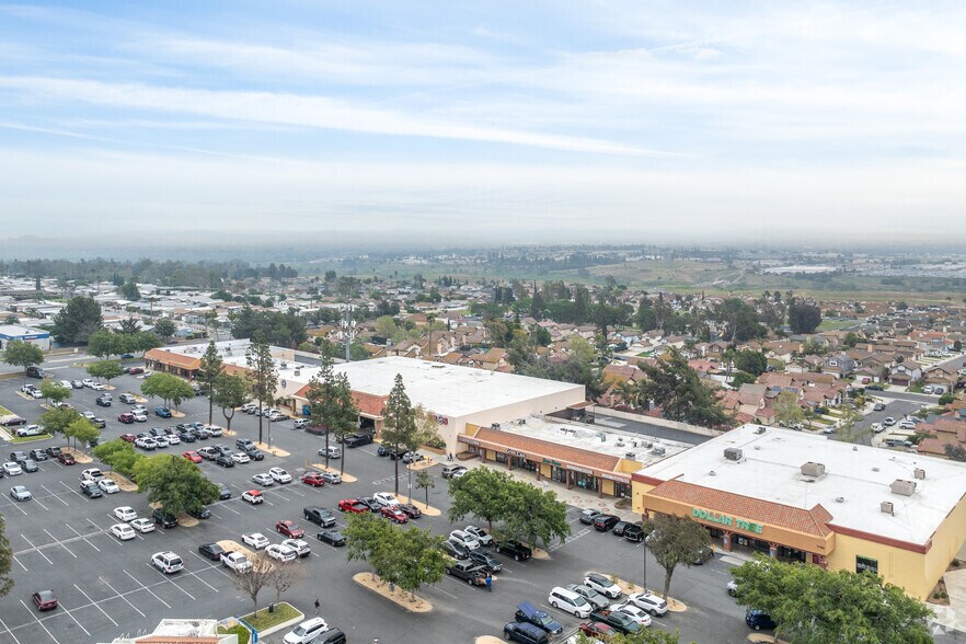 More Photos Of 7700 Limonite Ave, Jurupa Valley Supermarket For Lease