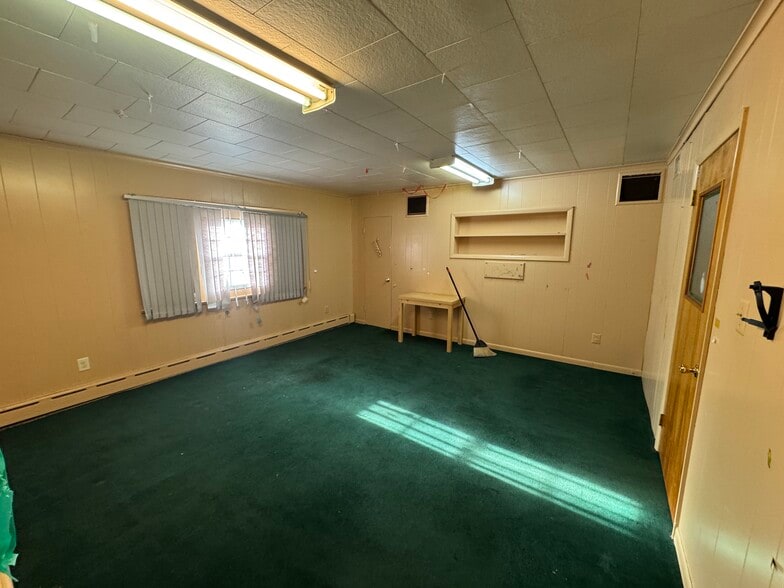 More Photos Of 37-39 Main St, Succasunna General Retail For Sale