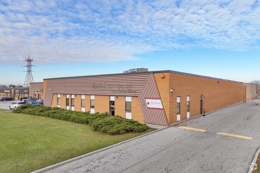 Primary Photo Of 150 Ferrier St, Markham Light Distribution For Lease