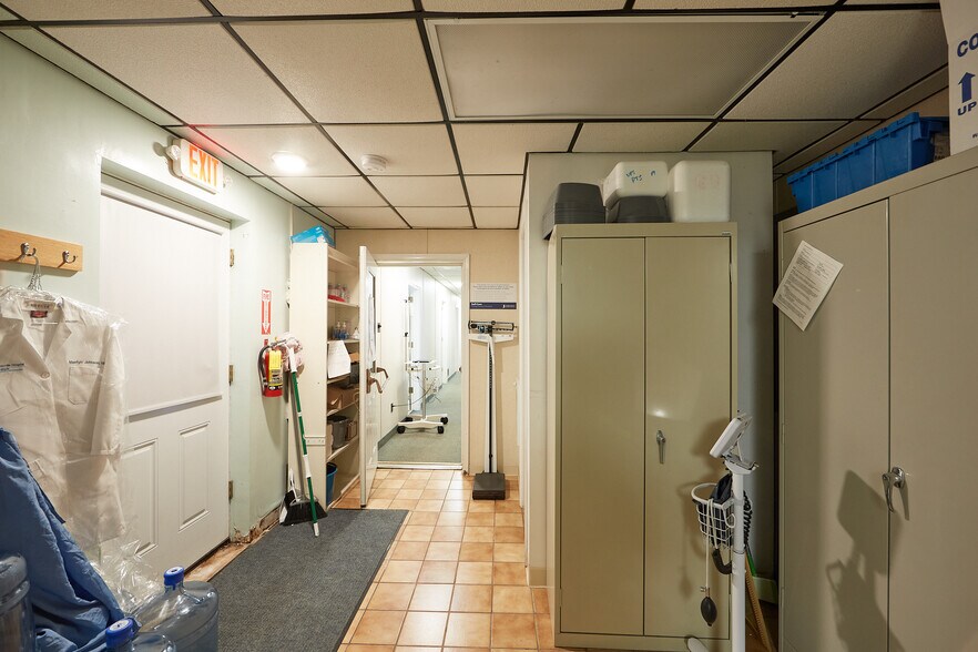 More Photos Of 2792 Egypt Rd, Audubon Medical For Sale