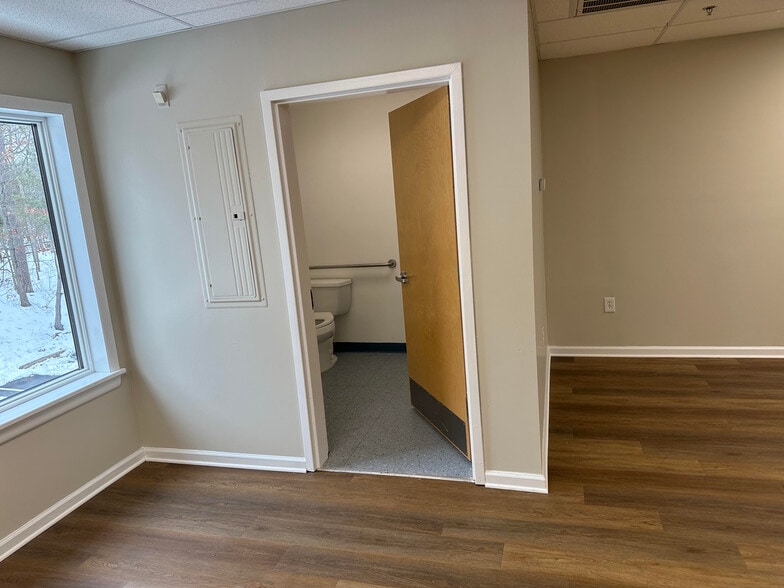 More Photos Of 240 Mathistown Rd, Little Egg Harbor Township Storefront Retail Office For Lease