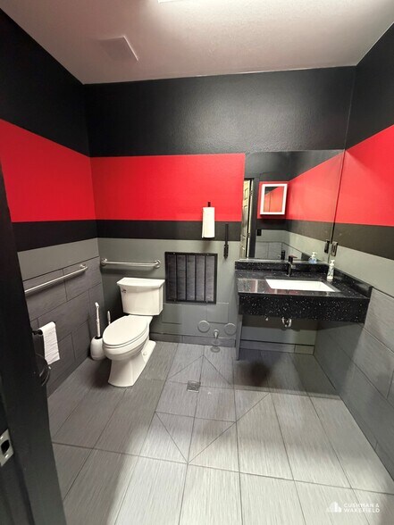 More Photos Of 5924 S College Ave, Fort Collins Freestanding For Sale