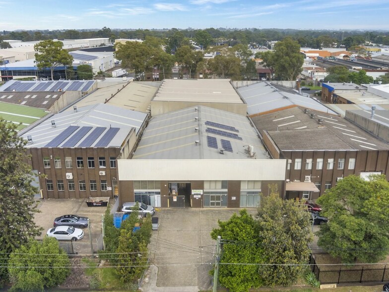 More Photos Of 4 Ladbroke St, Milperra Warehouse For Lease