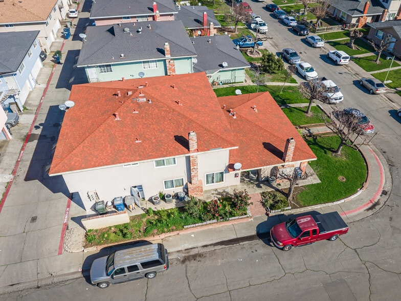 More Photos Of 100 Nedra Ct, Sacramento Multifamily For Sale