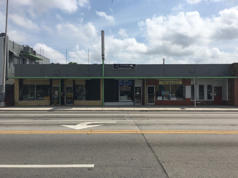 More Photos Of 4700-4708 W Flagler St, Miami General Retail For Lease