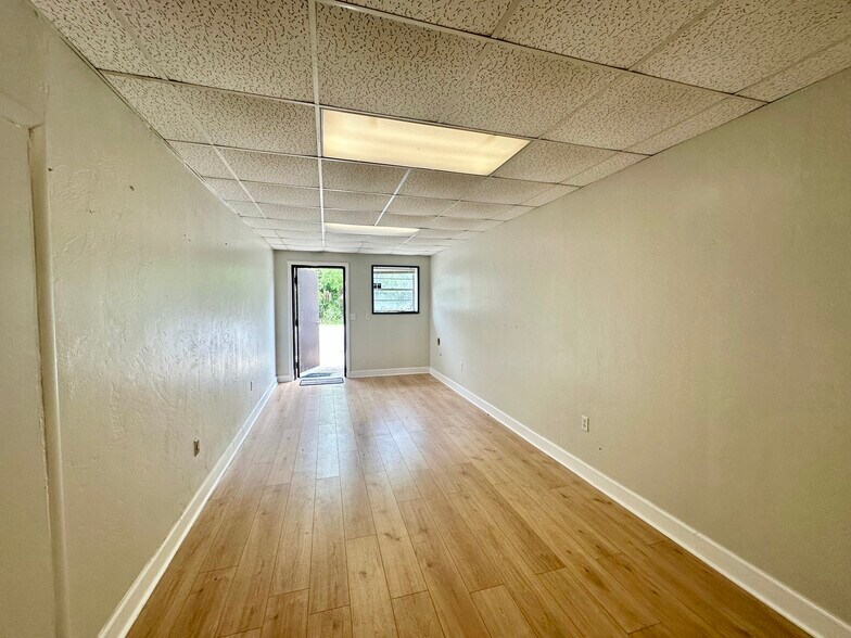 More Photos Of 101 Hibiscus Ave, Bunnell Warehouse For Lease