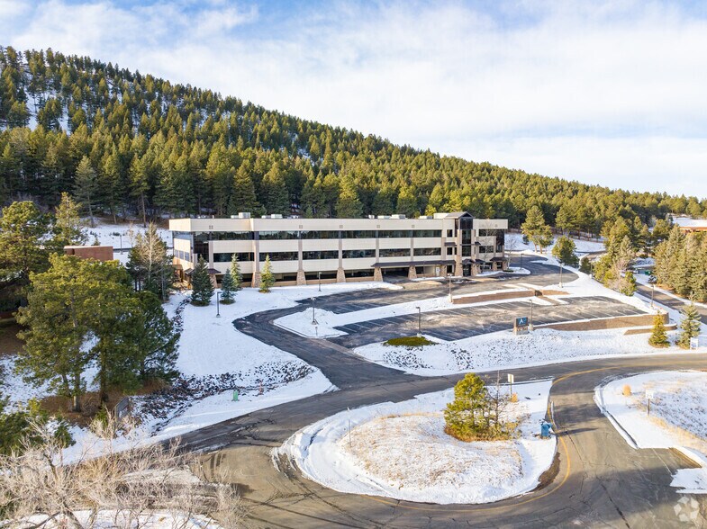 More Photos Of 523 Park Point Dr, Golden Office For Lease