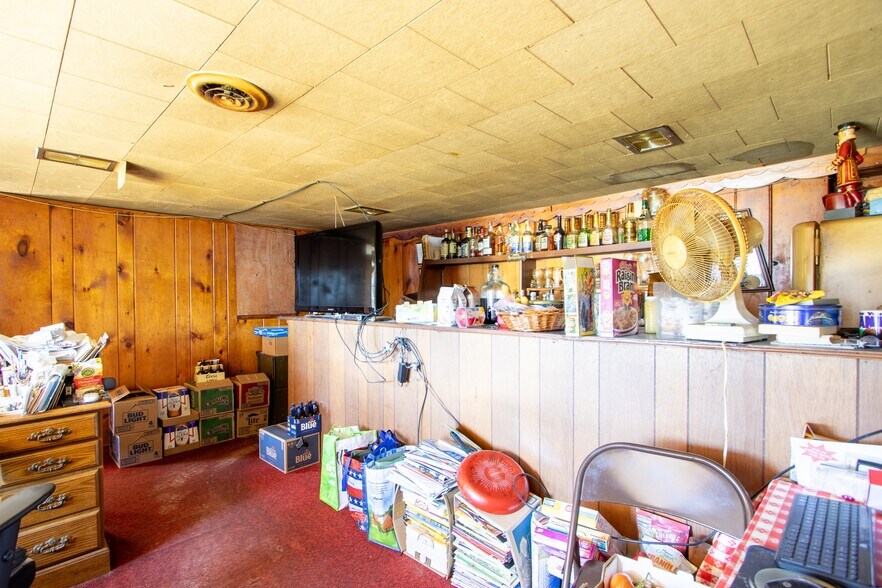 More Photos Of 263 Como Rd, Lake Como Specialty For Sale