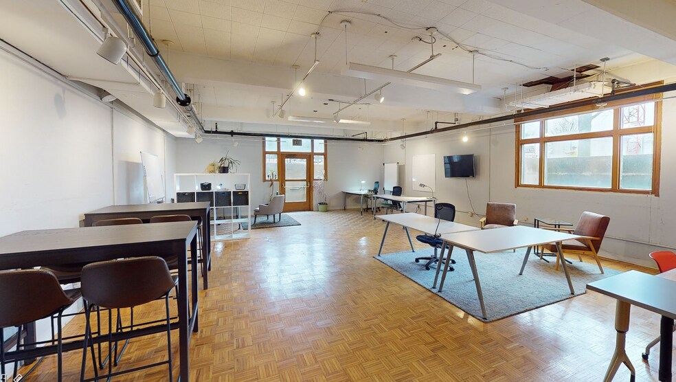 More Photos Of 6219 Guilford Ave, Indianapolis Loft Creative Space For Sale