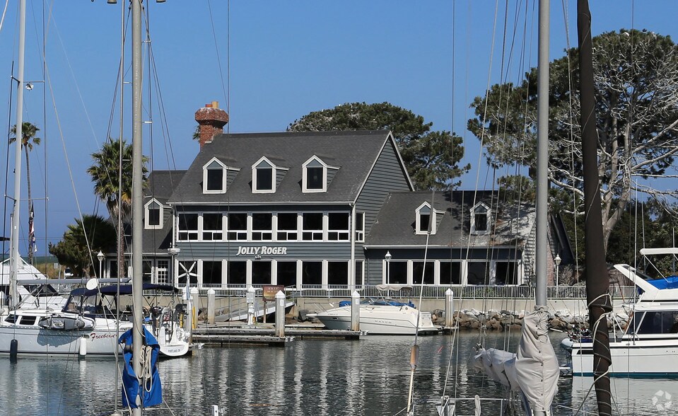 More Photos Of 1900 Harbor Dr, Oceanside General Retail For Sale