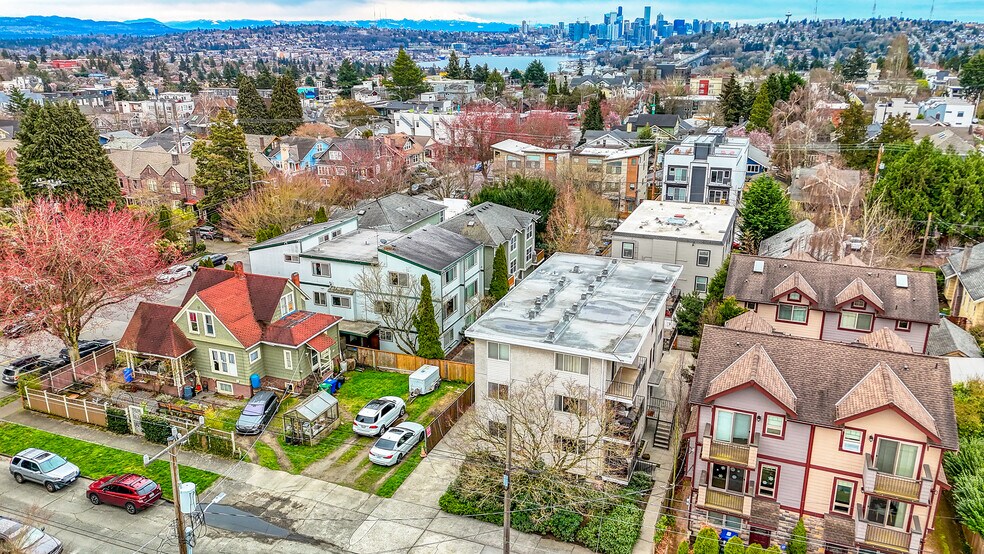 More Photos Of 617 N 49th St, Seattle Apartments For Sale