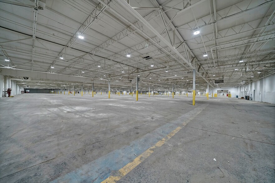 More Photos Of 25 Oakland Ave, Chester Warehouse For Lease