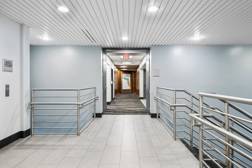 More Photos Of 3303 W Commercial Blvd, Fort Lauderdale Office For Sale