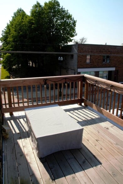 More Photos Of 1028 State St, Racine Storefront Retail Residential For Sale