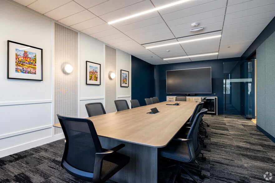 More Photos Of 12980 Foster St, Overland Park Office For Lease