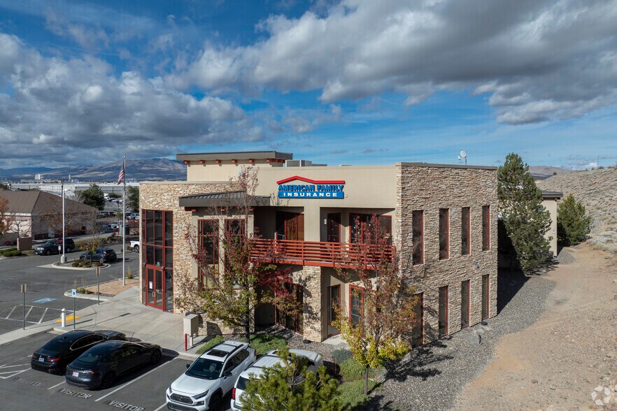 More Photos Of 175 Salomon Cir, Sparks Research And Development For Lease