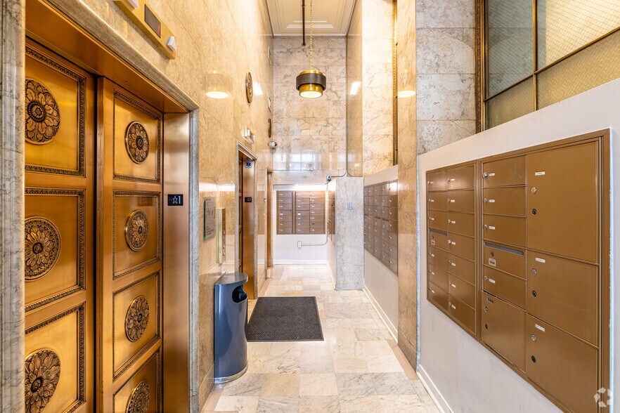 More Photos Of 1007 5th Ave, San Diego Apartments For Lease