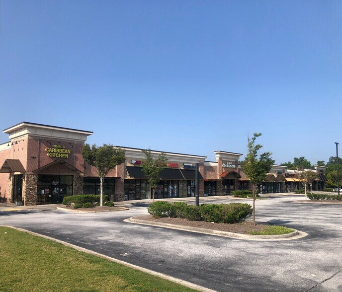 More Photos Of 1132-1142 Athens Hwy, Grayson General Retail For Lease