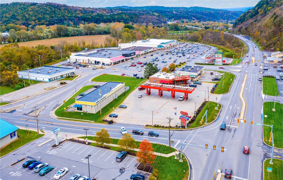 Primary Photo Of 4th St @ Route 22, Huntingdon Unknown For Lease