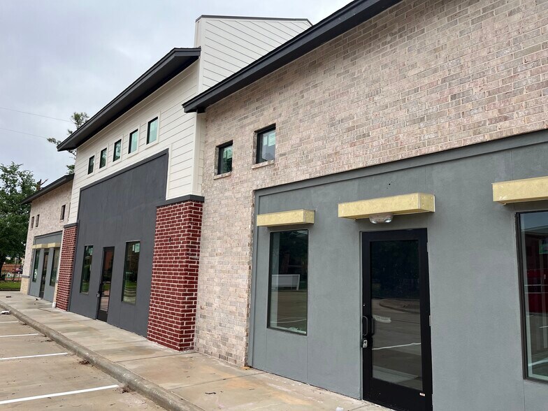 More Photos Of 11606 Westlock Dr, Tomball Medical For Lease