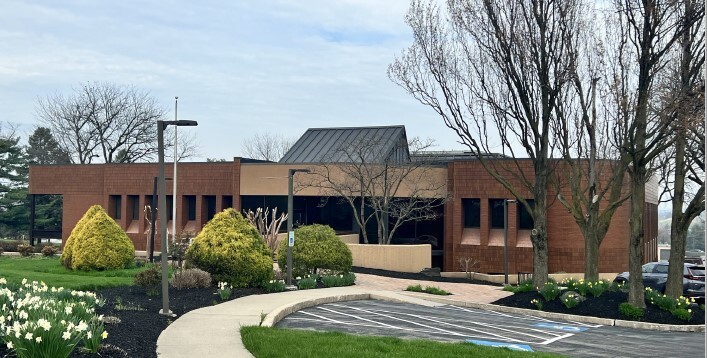 Primary Photo Of 1905 Old Philadelphia Pike, Lancaster Office For Sale