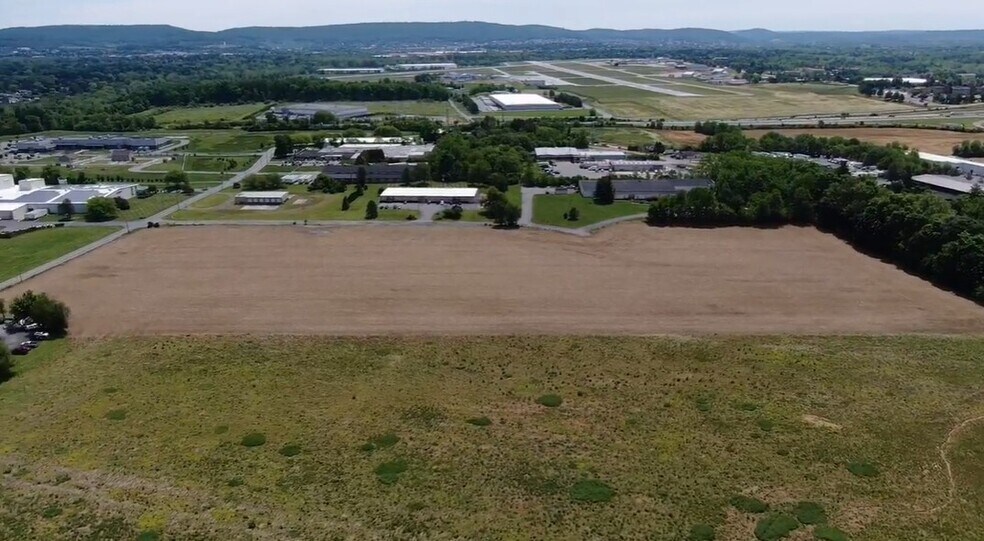 More Photos Of 1067 W Leesport Rd, Leesport Industrial For Lease