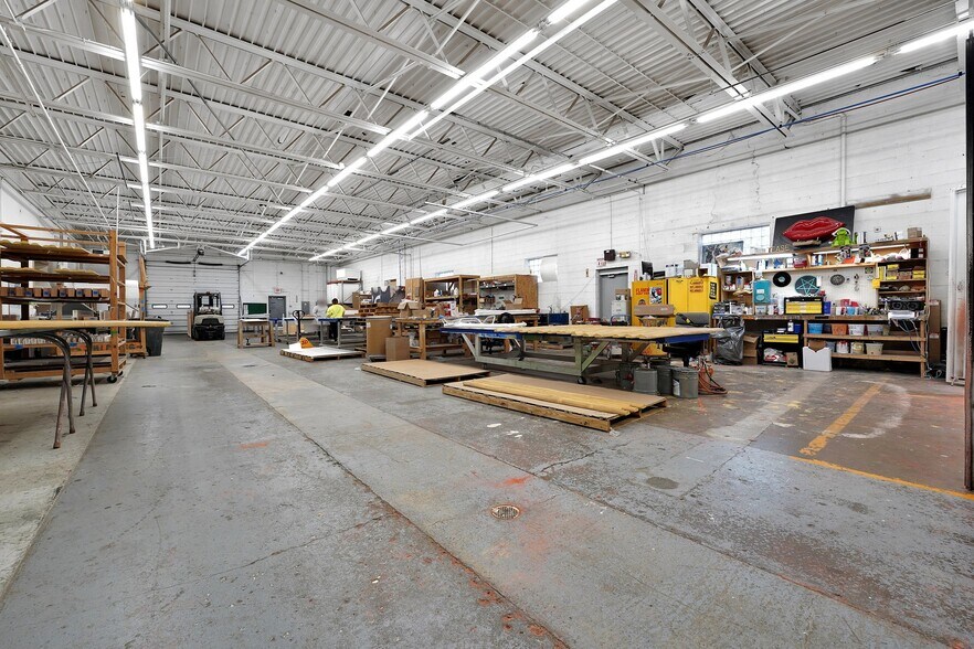 More Photos Of 1394 Courtright Rd, Columbus Warehouse For Sale