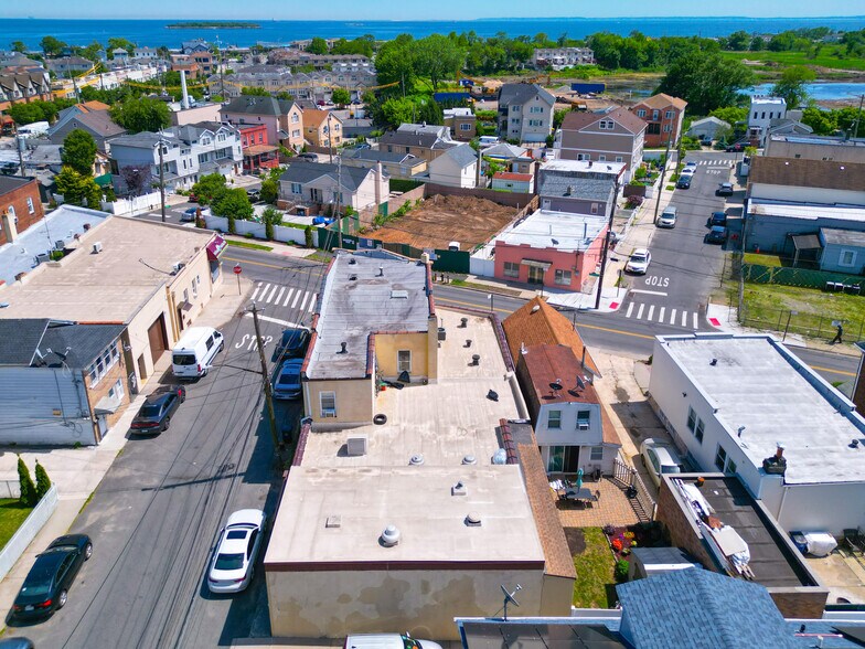 More Photos Of 33 Olympia Blvd, Staten Island Storefront Retail Residential For Sale