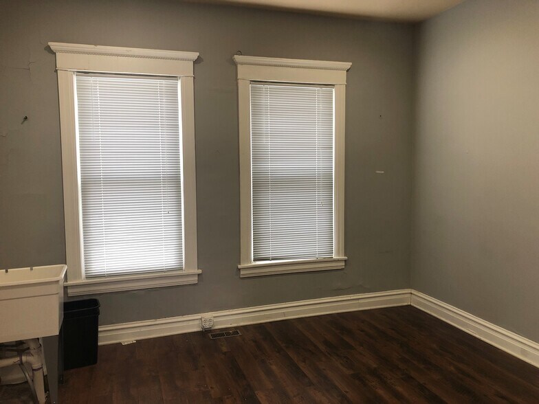 More Photos Of 514 N Lake St, Aurora Loft Creative Space For Lease