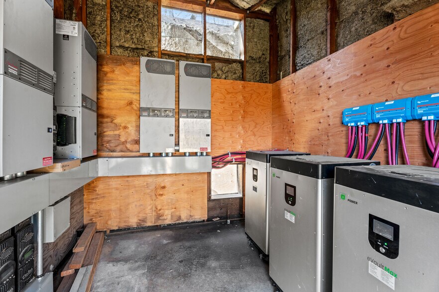 More Photos Of 4300 Young Creek Rd, Ukiah Specialty For Sale