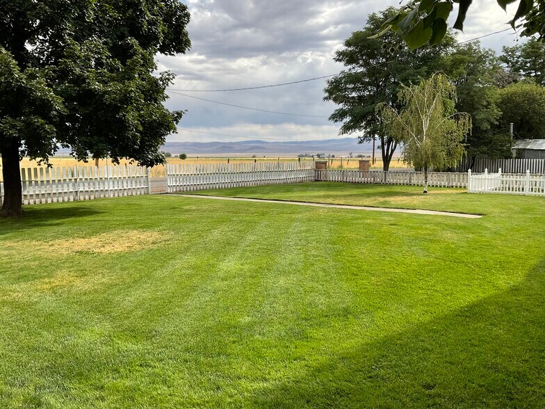 More Photos Of 155 Townsend St, Cedarville Apartments For Sale