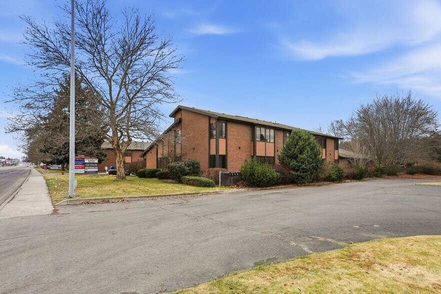 More Photos Of 10103 N Division St, Spokane Office For Lease