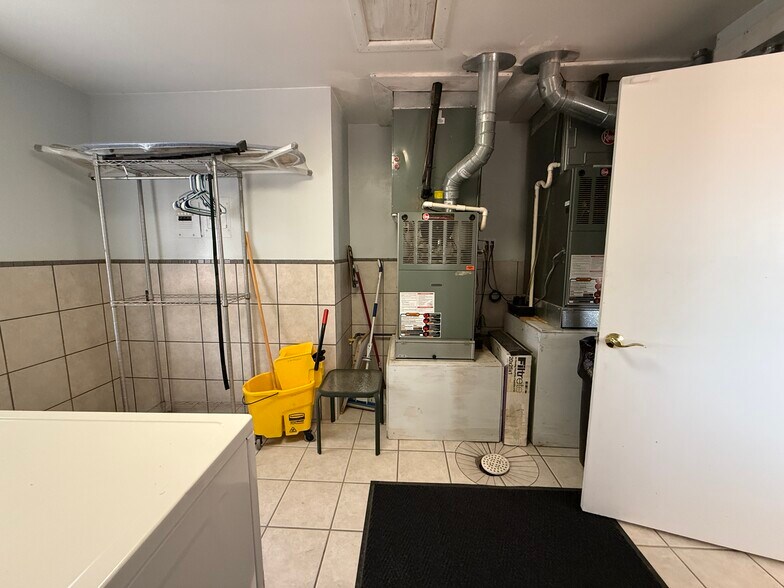 More Photos Of 8610 HWY 17, Balmorhea Specialty For Sale