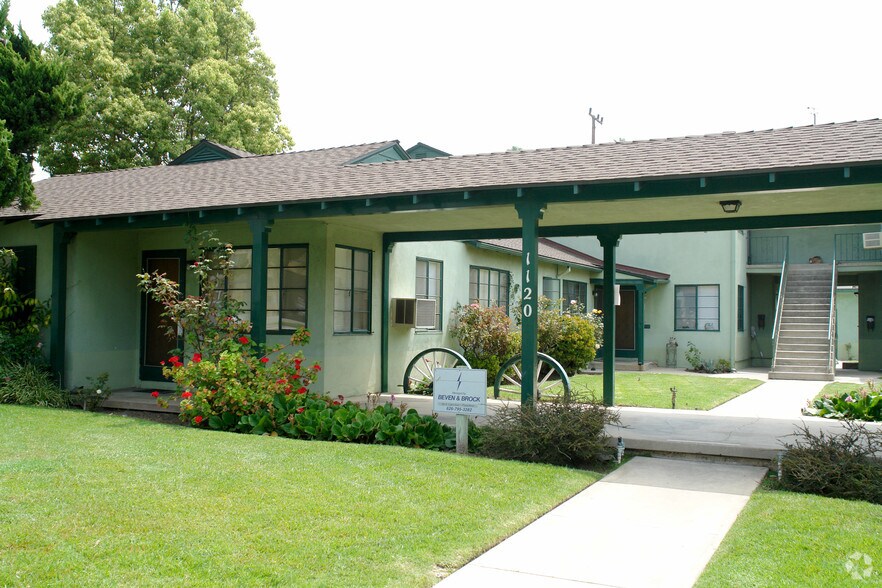 More Photos Of 1118-1120 Western Ave, Glendale Apartments For Sale