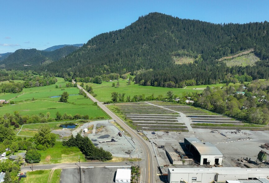 More Photos Of 2732 Glendale Valley Rd, Glendale Industrial For Sale