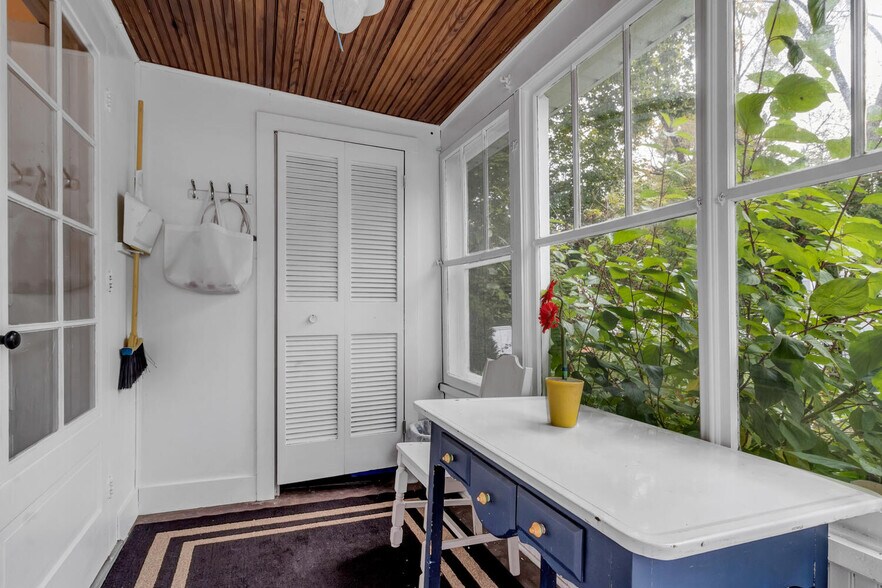 More Photos Of 5107 Langford Rd, North Collins Hospitality For Sale