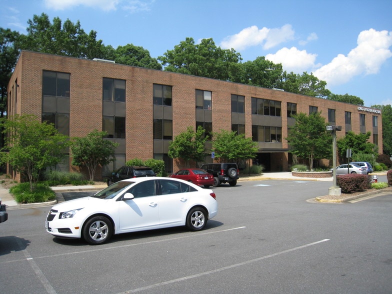More Photos Of 3918 Prosperity Ave, Fairfax Office For Lease