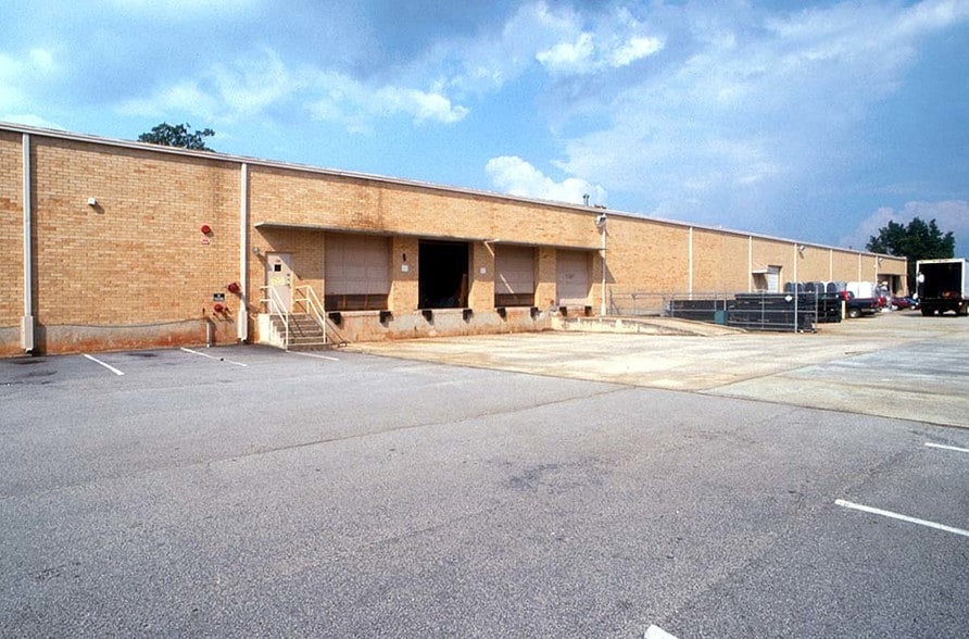 More Photos Of 1565 Litton Dr, Stone Mountain Manufacturing For Lease