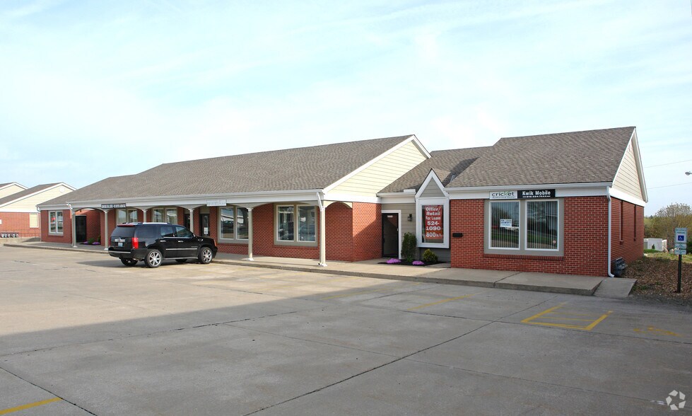 More Photos Of 612 SW 3rd St, Lee's Summit Medical For Lease