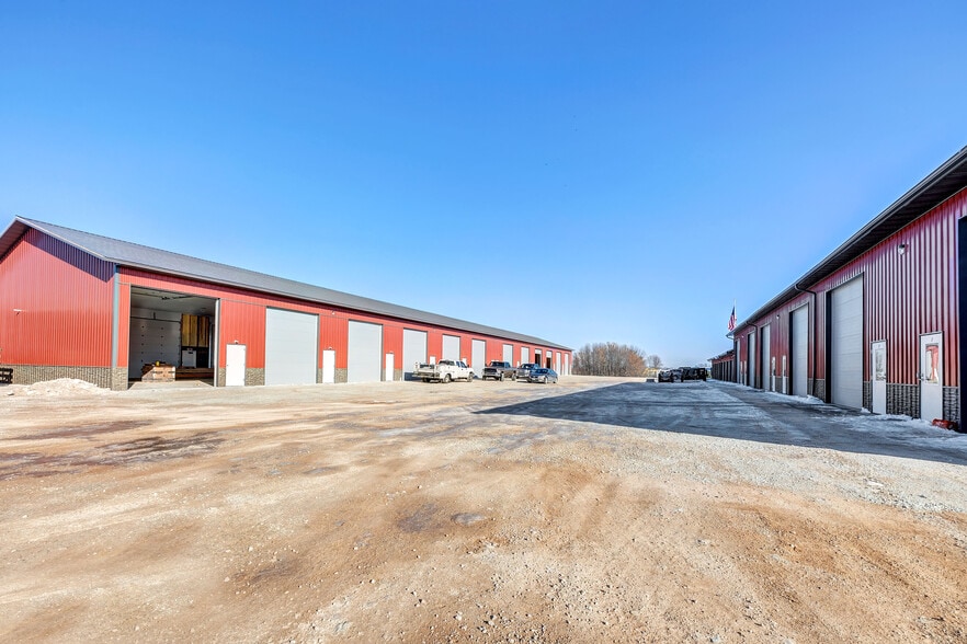 More Photos Of 5254 County Road R, Denmark Service For Lease