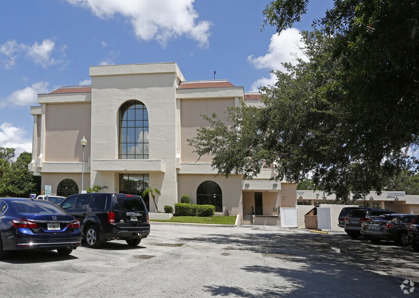 More Photos Of 600 N Broadway Ave, Bartow Office For Lease