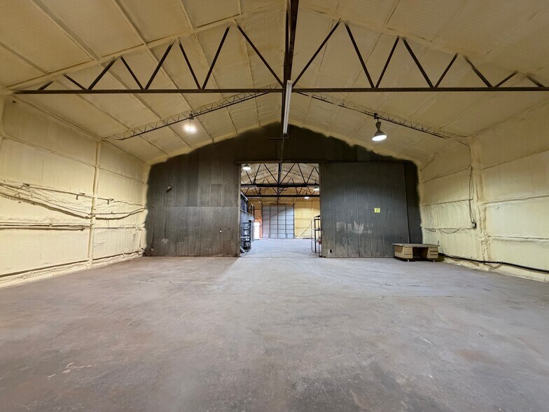 More Photos Of 6401 N Golder Ave, Odessa Warehouse For Lease