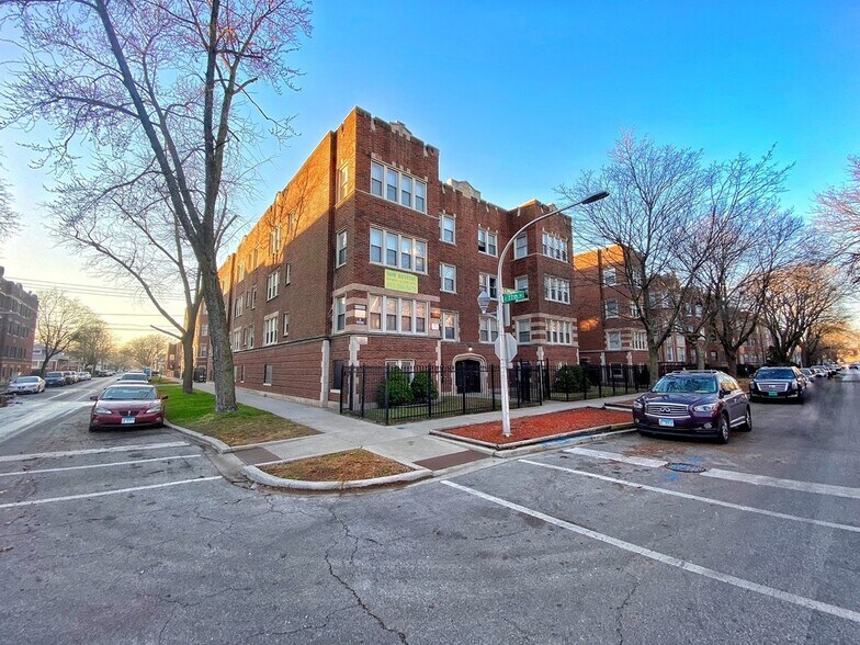 More Photos Of 7648 S Phillips Ave, Chicago Apartments For Sale