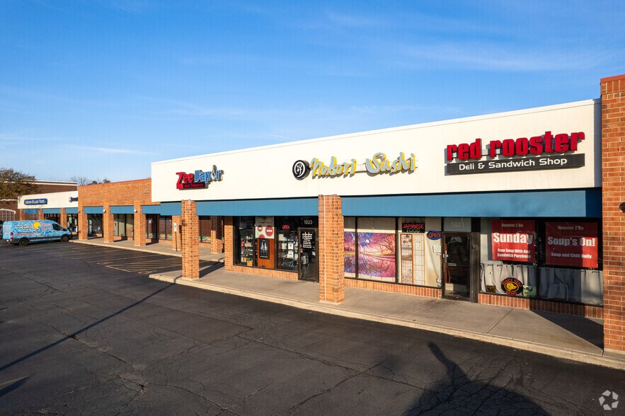 More Photos Of 1803-1837 Waukegan Rd, Glenview Unknown For Lease