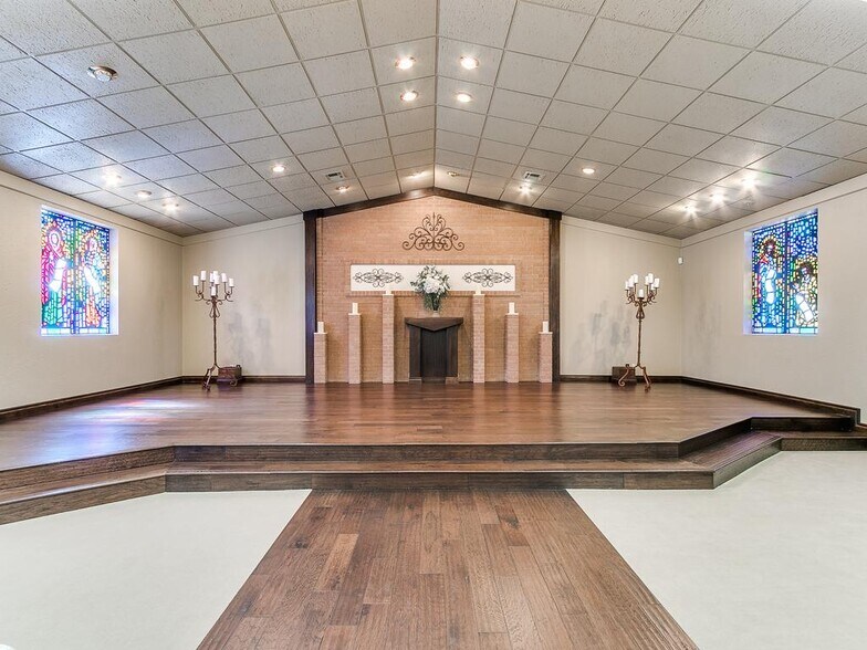 More Photos Of 2254 W Meyers Cir, Choctaw Lodge Meeting Hall For Sale