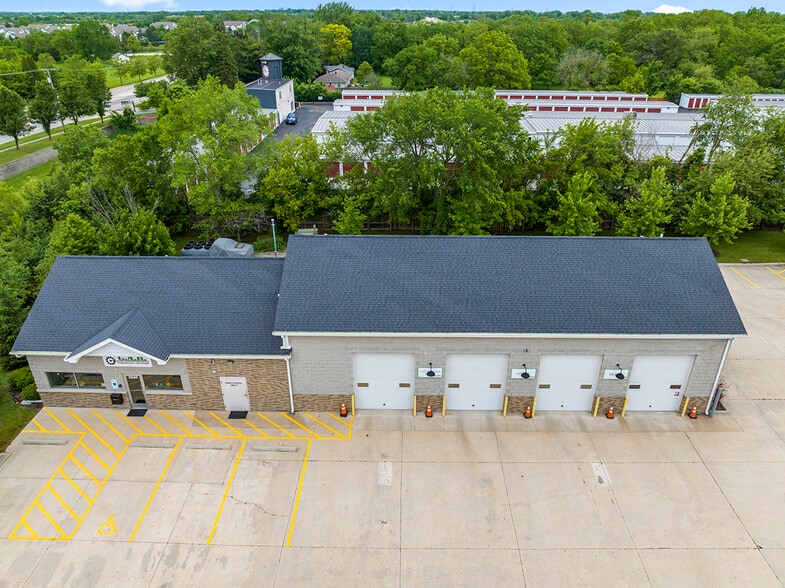 More Photos Of 2940 Weber Dr, Aurora Auto Repair For Sale