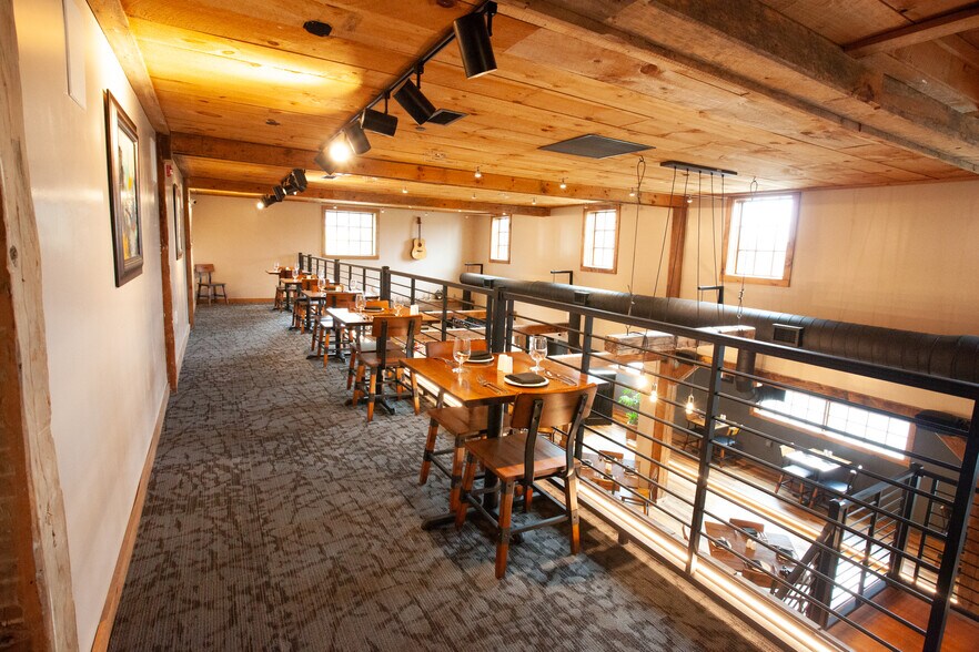 More Photos Of 117 Burgoyne Rd, Ticonderoga Restaurant For Sale